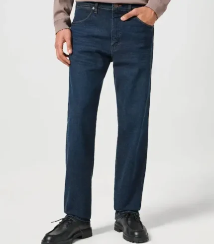 Frontier-Slim-Fit-Jeans-crafted-from-stretch-indigo-denim—OEM-manufacturer-Denim-Apparels